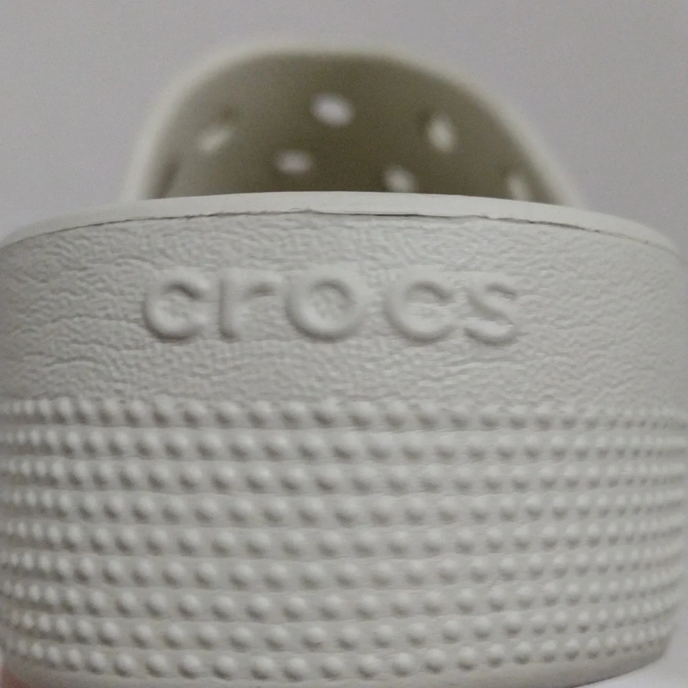 Crocs Classic Platform Slide Sandals Open Toe Lightweight Comfort US 8 Casual